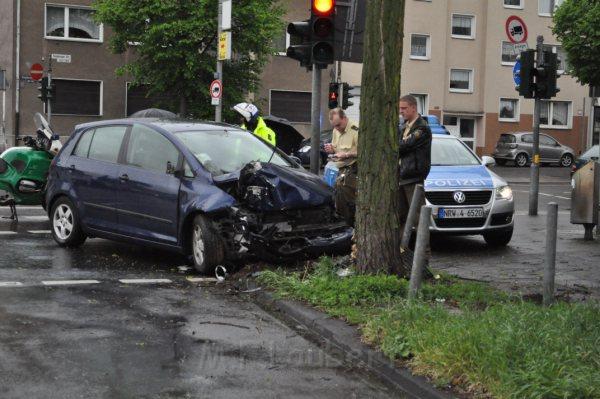 VU nach Verfolgungsfahrt Koeln Poll Siegburgerstr Poll Vingsterstr P09.JPG